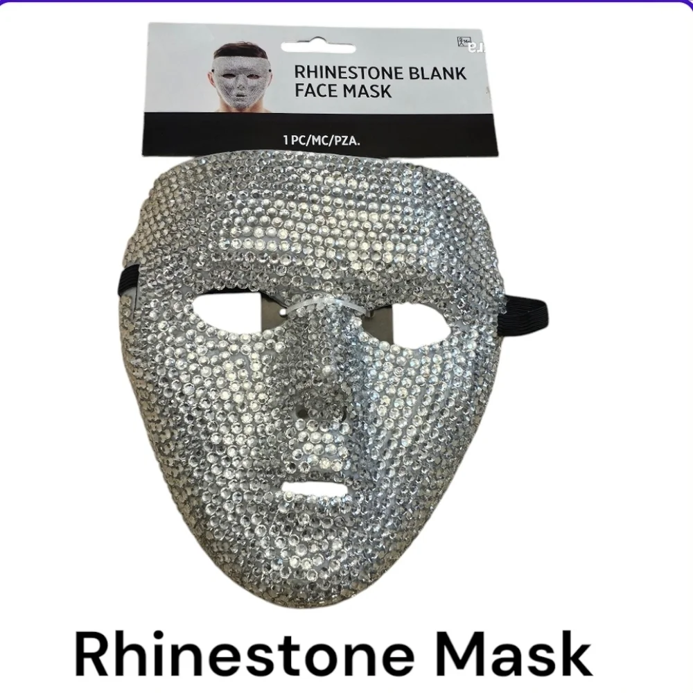 NWT Sparkling Silver Rhinestone Mask